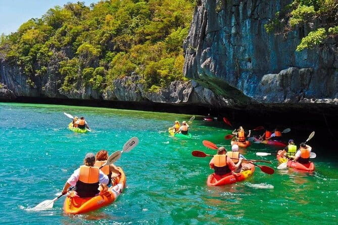 Ang Thong Marine Park Adventure with Kayaking and Lunch - Lunch and Water: The Fuel Part You’ll Actually Care About