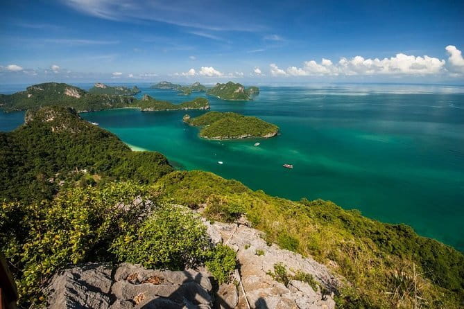 Angthong National Marine Park by Highsea Tour (Official) - Lunch, snacks, and the onboard comforts that actually matter