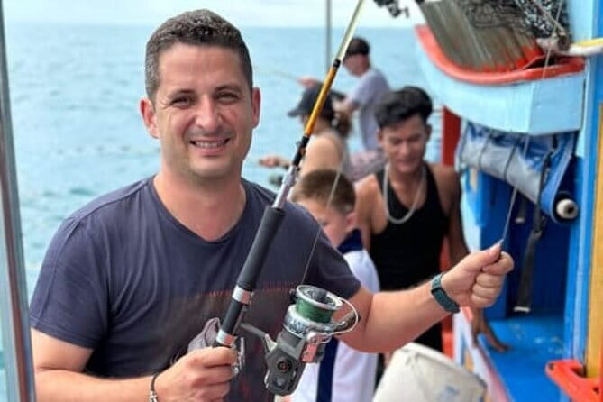 Fishing & Island Lunch Cruise from Koh Samui – Catch & Relax - Group Size and How It Affects Your Day