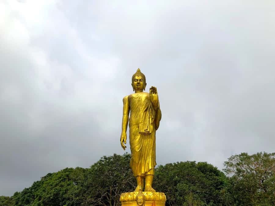 Koh Samui: 4x4 Off Road Island Safari Tour Including Lunch - Wat Teepangkorn: The Golden Buddha at the Peak