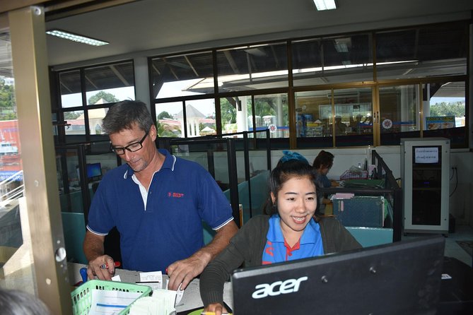 Koh Samui Airport to Koh Phangan by Shared Minivan and Seatran Discovery Ferry - Koh Samui Airport pickup: quick, clear handoff at the arrival terminal