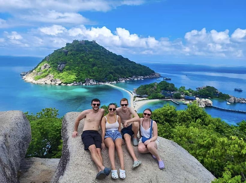 Koh Tao: Snorkeling Trip to Nang Yuan Island & Hidden Bays - Ao Hin Wong: the “big school” feeling with Yellow-Strip fish
