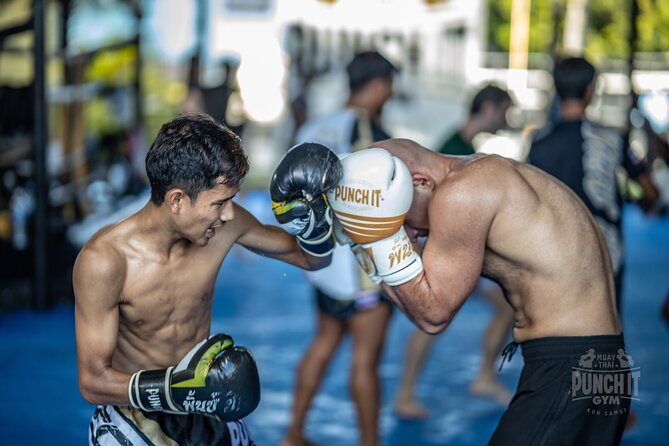 MuayThai Advanced class - Logistics that affect your day: timing, meeting point, and group size