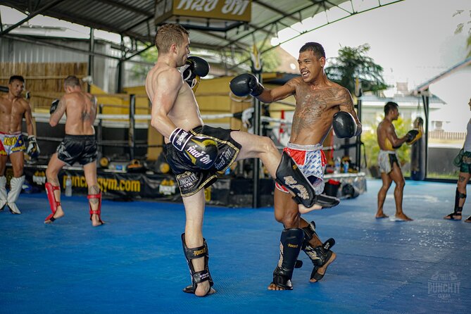 MuayThai Private lesson - Punch it Gym in Maret: the simple setup that keeps you training