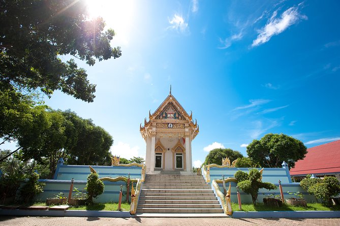 Private - 6 Hours Best of Samui City Tour including Lunch - Stop 6: Wat Khunaram and the Mummified Monk (Loung Pordaeng)