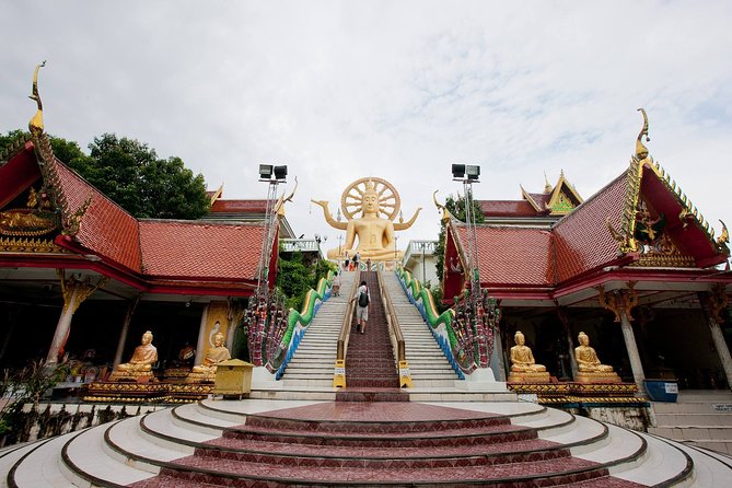 Private Group City Tour Around Koh Samui - Nature stop: Na Muang Waterfall and cooling off