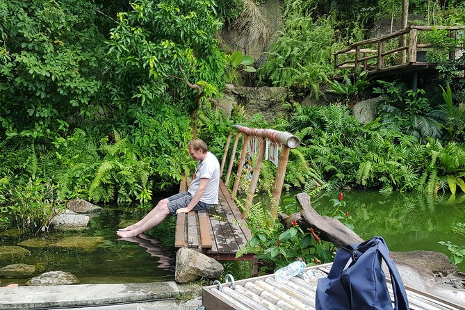Private Ko Samui Island Tour with Air-Conditioned VIP Minivan - Guan-Yu Shrine and Wat Khunaram: Two Stops With Big Character