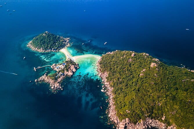 Snorkeling and Kayaking Tour at Angthong Marine Park by Speedboat from Koh Samui - Snorkeling at Wua Island: Great Water, Real Crowds, Coral Rules
