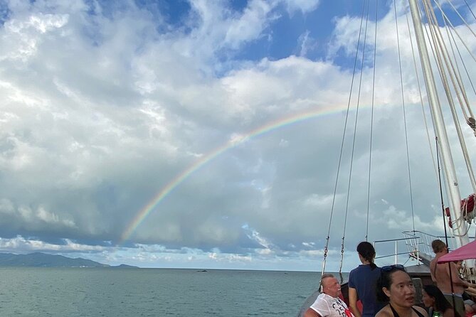 Sunset Dinner Cruise - Drinks, snacks, and the overall pace of the evening