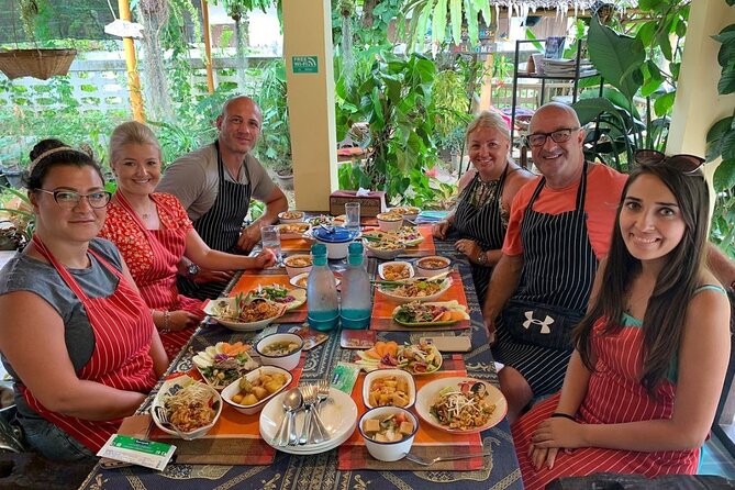 Thai Cooking Class in Koh Samui - In the Cooking Class: Small Group Attention and a Real Teacher