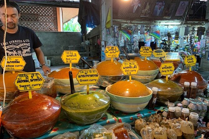 Thai Cooking Class with Local Market Tour in Koh Samui - Thai market shopping at 9:30 am: what you’re choosing and why it matters