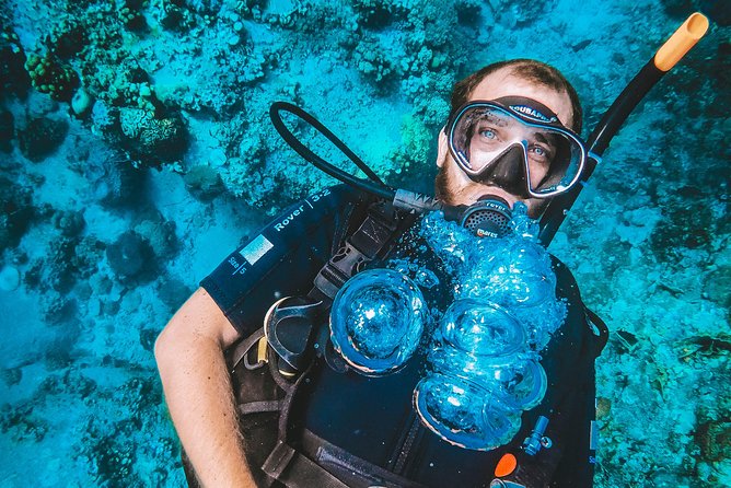 Try Scuba Diving - Heading to the water: boat departure to Nang Yuan Island area